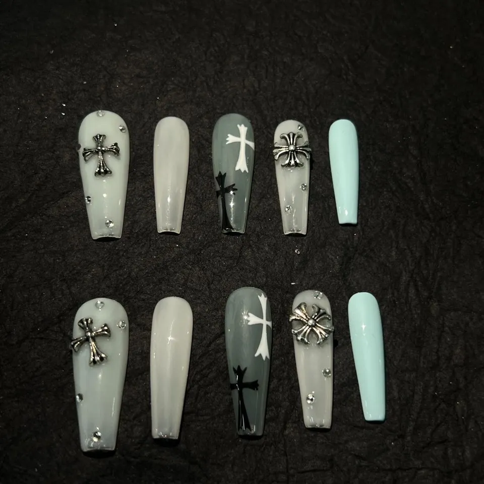 Chrome Hearts Nails